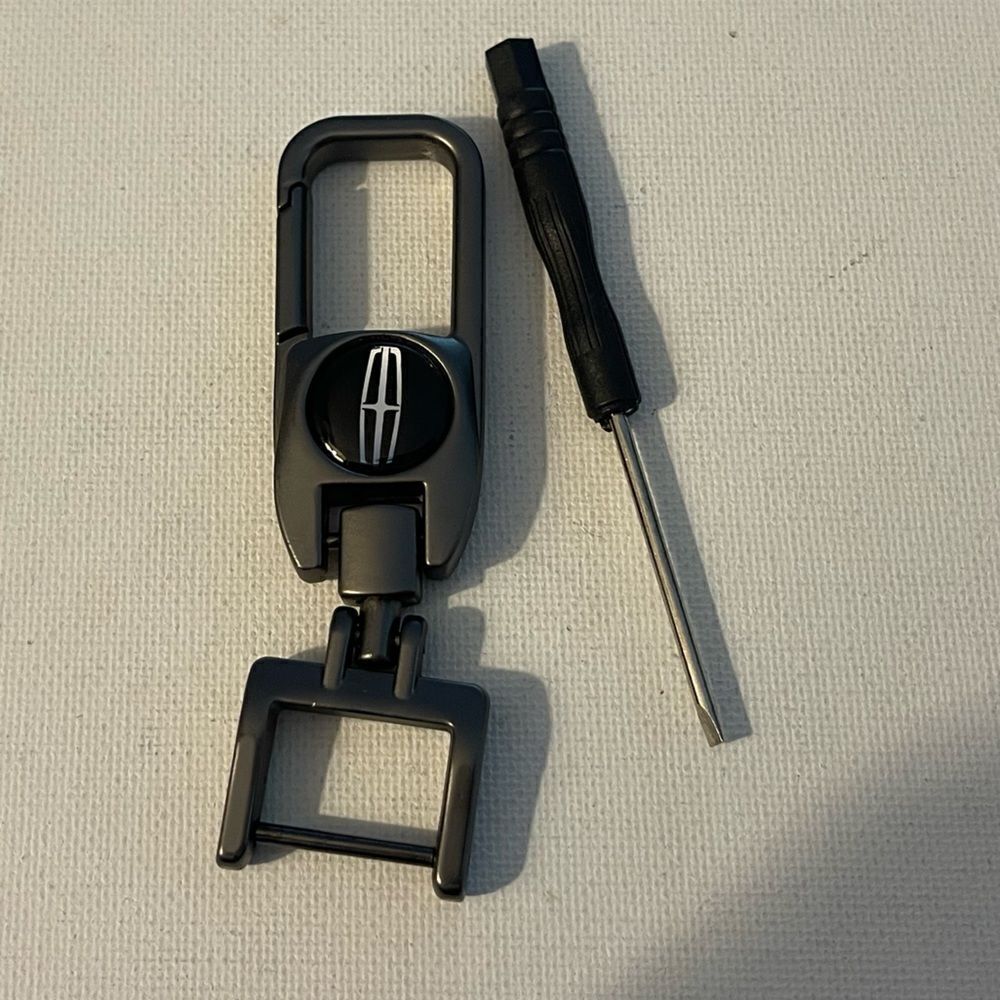 Lincoln Logo Key Fob Keychain in Metal NWT
